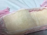 012 トイレトレーニング用おむつにおもらし！かぶせてシコシコ気持ちよくなっちゃう - Screenshot 14 of 16 - Pee