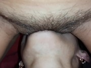 Села киской на лицо своей подруги. Вид спереди и сзади - lesbian_illusion 7/16