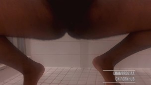 Peeing in the shower (Hairy girl)