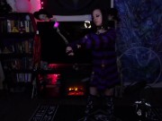playing with balls - Screenshot 14 of 16 - Kink