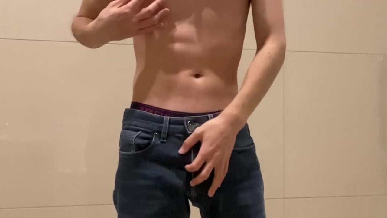 Hot Japanese Teen Schoolboy Masturbation Cumshot ...