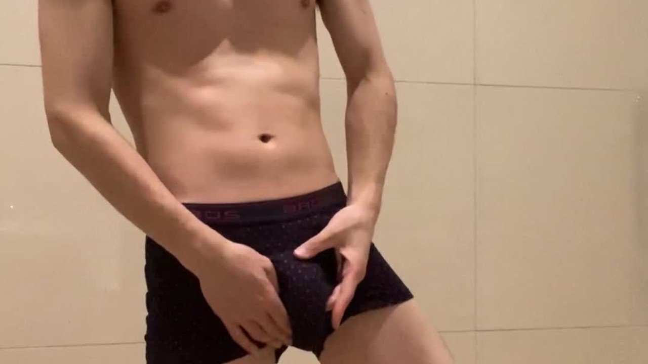 Hot Japanese Teen Schoolboy Masturbation Cumshot ...