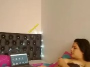 soy la Vecina Marihuana y Cahondisimaaa, Viendo Netfliix un Ratico.. 5/16