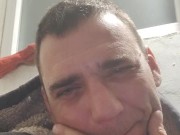 The music tickles my ear pleasantly.