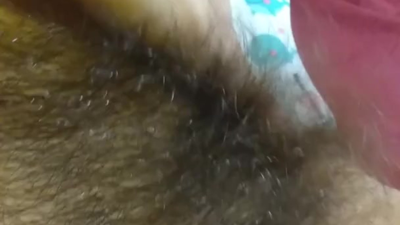 OnlyFan Tipped me to Fuck My Hairy Pussy Gspot LIVE Made in China HAIR BRUSH so I made a Video Too - Darmowe seks wideo - RedTube