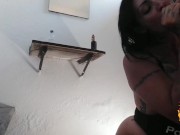 Milf scopa in cabina col bagnino  9/16