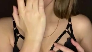 Babando nos meus peitos