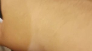 Me vengo tocandome con el consolador