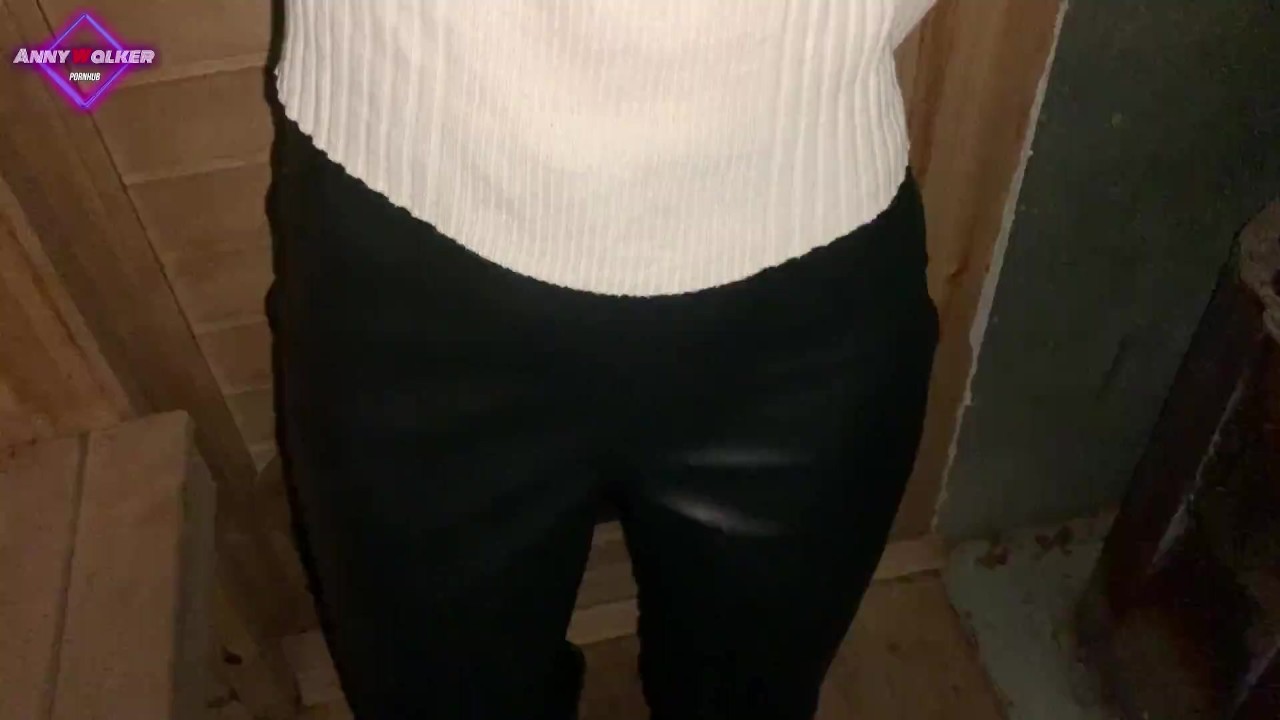 Teens have sex during a party - RedTube