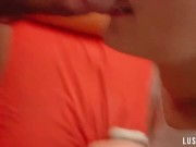 Jovencita universitaria se despierta con la polla de su hermanastro en la boca.... 2/16