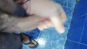 Se marturba en el trabajo