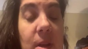 Happy thanksgiving bbw darrthjas gives herself orgasm