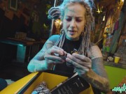 UNBOXING - Pornhub AWARDS 2020 - Anuskatzz unbox her Pornhub present - SFW, ink , tattoo, bodymod 6/16