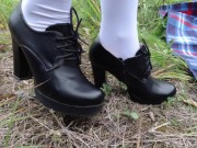 Foot fetish girl show shoes and feet in white knee socks 5/16