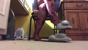 dangling shoeplay in nylons