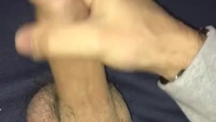 Branlette rapide d’un français musclé 