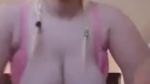 Pregnant MILF Quick Squirt video for fan