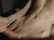 Смотрю порно и обильно кончаю, всё на груди. - Screenshot 13 of 16 - Masturbate