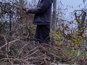 I am pruning the grapes. 5/16