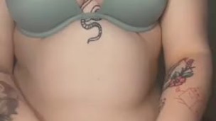 thick tattooed babe teases and spreads her Pussy for you