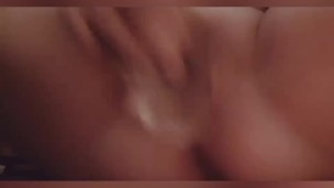 19yo fucks herself with big dick till she squirts 