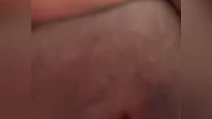 playing with pussy till I squirt
