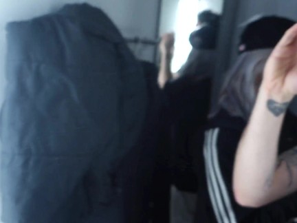 Quick public fun in the changing room