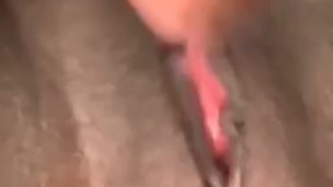 MOANING,PANTING,PLAYING W MY PUSSY