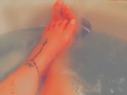 Foot fun//bathtub//you know where those beads are going ;)