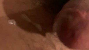 Watch me cum on myself 