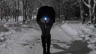 Public winter walk backlit in the ass - Free Sex Video - RedTube
