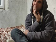 An interesting program was broadcast. 16/16