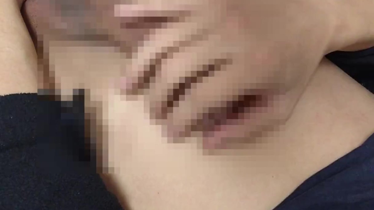 大学生、アナル弄ってオナニー 、指いれたまま射精 - RedTube