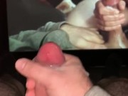 Jerking off to a video of the wife sucking cum 13/16