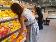 NO PANTIES in City PUBLIC park # Butt Plug flashing at Supermarket 9/16