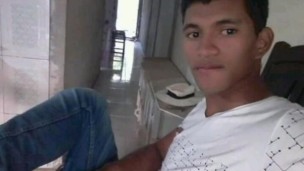 MASTURBANDOME EN HONOR A MI NOVIA MI PACK DE FOTOS TAMBIEN