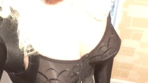 Orgasmo Serie 5 (máscara femenina, máscara, trans, fetiche, crossdress, transexual, pantimedias, tacones altos, sujetador)