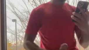 Jerkin dat big dick til it’s oozing 