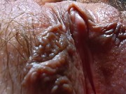 Она шевелит своим клитором очень крупным планом! 6/16