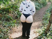 Exhibitionist Milf flashing her round booty and playing with her...