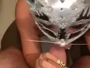 RAGAZZA ITALIANA.. SUPER POMPINO AD UN AMICO .... E SBORRATA IN BOCCA  3/16