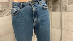 pissing in my jeans 