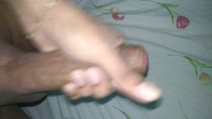 Me masturbo para sacarme la leche