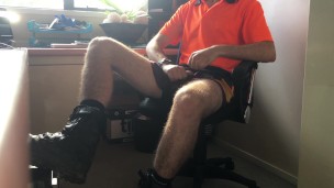 Horny tradie jerking in hi-vis in the site office