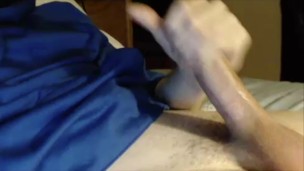 For fun I masturbate on webcams