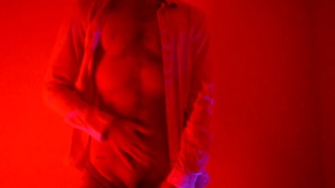 Trans ftm stokes and show his body butt and pussy