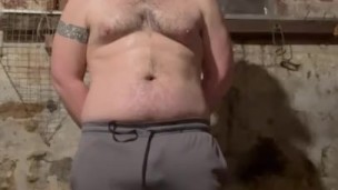 Quick pants piss in basement 