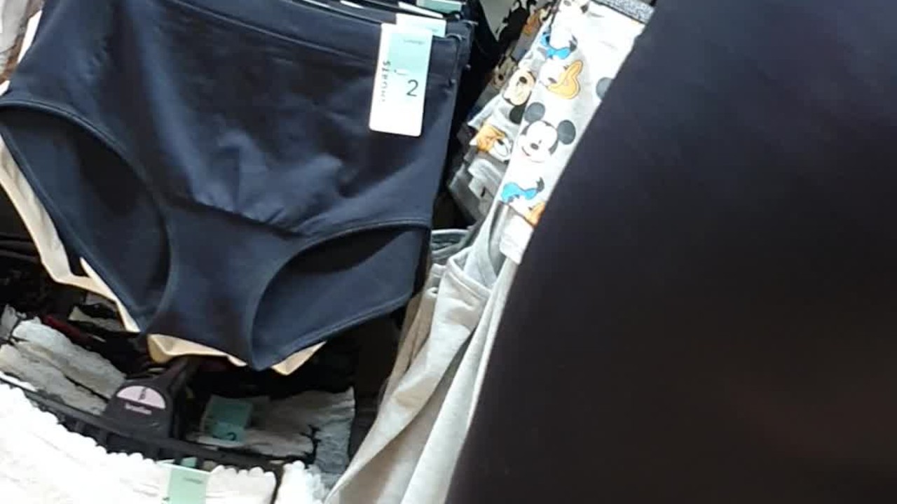 Candid Seethrough Leggings of Latina Babe in Shopping Mall Best Cameltoe and Booty POV - RedTube
