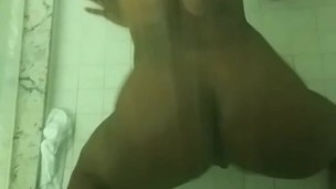Shaking it for daddy