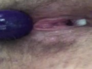 Amateur babe fucking herself with vibrator until she creams